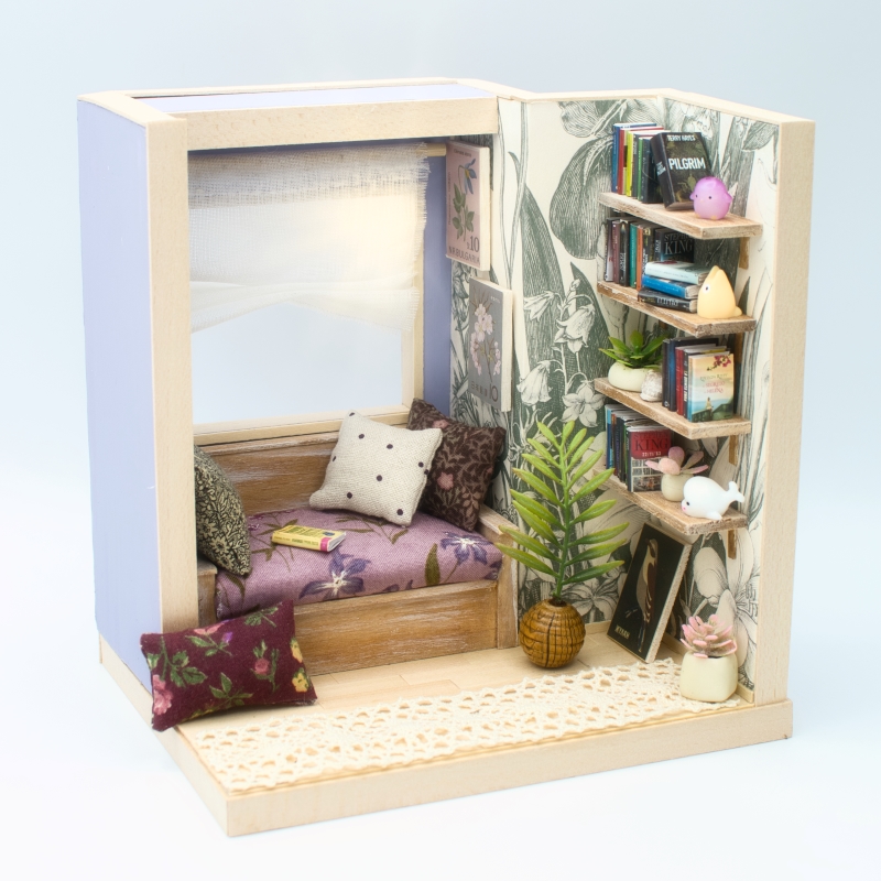 Room Box Lilac Nest